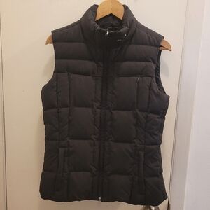 Roots 73 athletics small womens down/feather black quilted vest